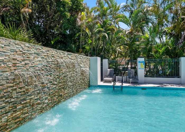 Beach Resort Unit At Alex Heads