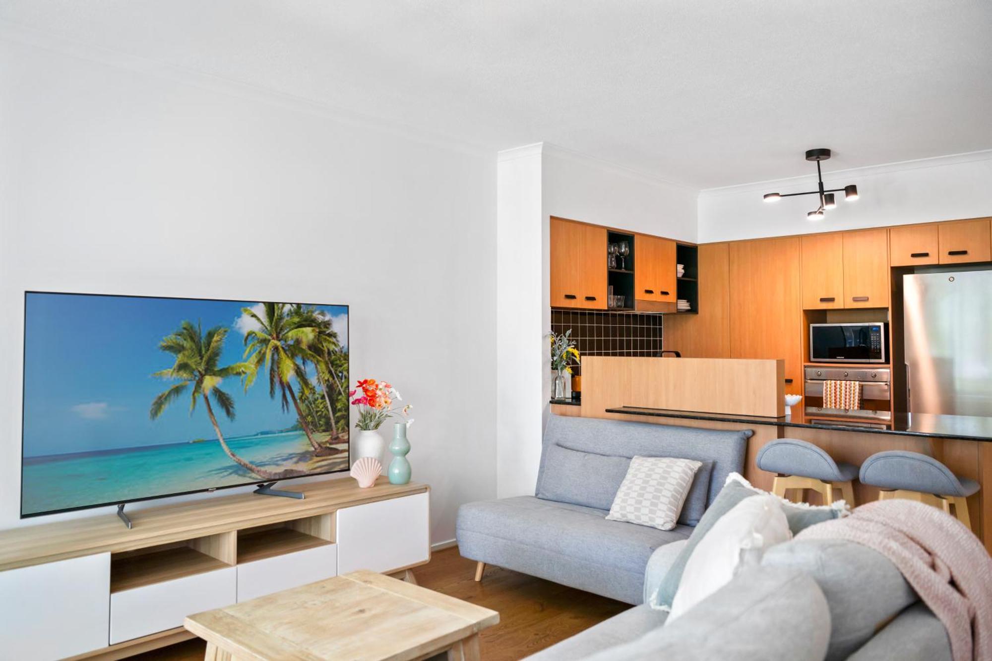 Unit At Alex Heads Apartment *